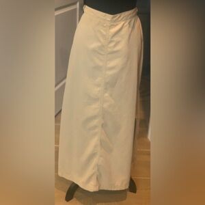 Jones New York Sport Classic Beige Skirt